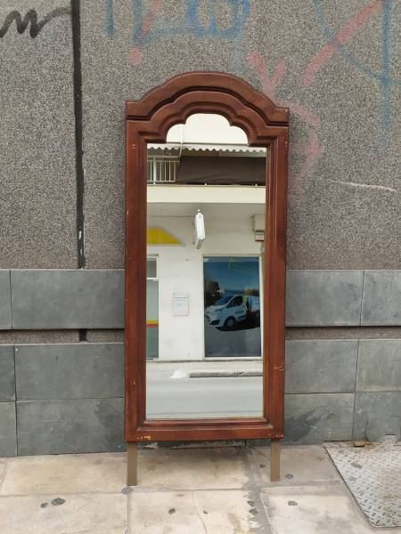 καθρέφτης ξύλινος